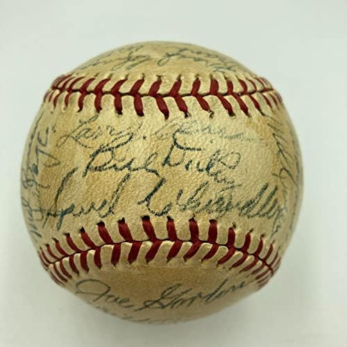 1946 Отбор Ню Йорк Янкис Подписа договор с Джо Ди Маджо от Американската лига бейзбол JSA - Бейзболни топки С Автографи